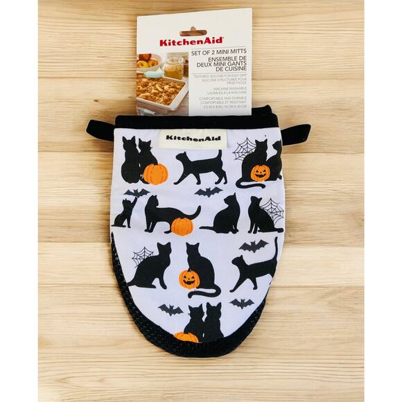 NEW Kitchen Aid Black Cat Pumpkin & Spider Web Cotton Mini Oven Silicone Mitts - Picture 1 of 3